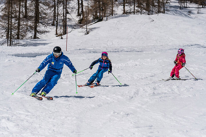 Ski group courses for children in Flachau - learn to ski from 3 years